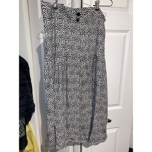 H&M pleated button front floral maxi skirt